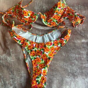Heavy Manner ‘Miss October' Bikini Set, S top m
Bottom. Sold out online